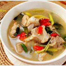 ต้มแซ่บกระดูกหมูอ่อน