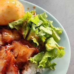 ข้าวหมูแดงธรรมดา