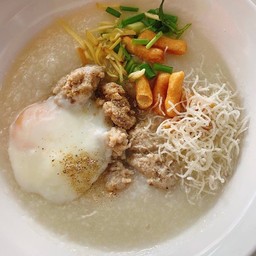 โจ๊กหมู ใส่ไข่