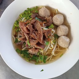เกาเหลา  เนื้อเปื่อย+ลูกชิ้น    (น้ำใส)
