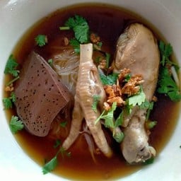 ก๋วยเตี๋ยวไก่มะระ