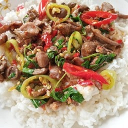 อิชิ ก๋วยเตี๋ยวหมูตุ๋น เนื้อตุ๋น