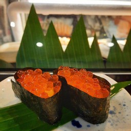 ซูชิไข่แซลมอน