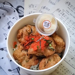 ข้าวญี่ปุ่นไก่คาราเกะซอสมายองเนส