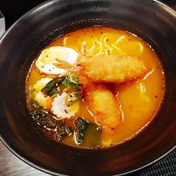 ราเมงต้มยำกุ้งทอด