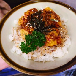 ข้าวหน้าไก่กรอบ