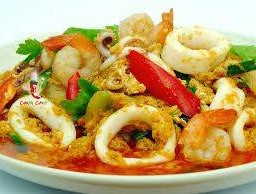 ผัดผงกะหรี่ทะเล