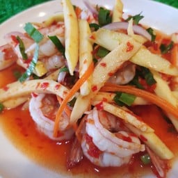 ยำมะม่วงกุ้ง