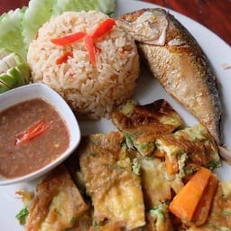 ร้านอาหารบ่อตกกุ้งทูเก็ตเตอร์ อยุธยา