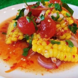 ยำข้าวโพดไข่แดง