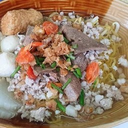 ก๋วยเตี๋ยวน้ำใส