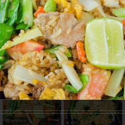 ข้าวผัดไก่