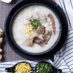 โจ๊กหมูและเครื่องใน