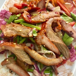 ยำหมูย่าง