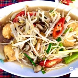 ผัดถั่วงอกเต้าหู้