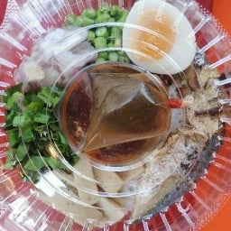 ลักกี้ ยำขนมจีน ปลาทู+หมูยอ เก้ากิโล