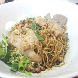 ก๋วยเตี๋ยวแห้งซีอิ้ว