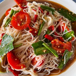 ตำขนมจีน
