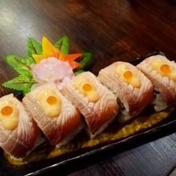 โรลแซลมอนเบิร์น