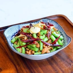 ถั่วแขกผัดหมูสับสไตล์เสฉวน