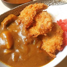 ข้าวแกงกะหรี่สันในหมูทอด