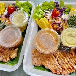 สเต็กหมู (สันนอก) (ต้องการให้ทางร้านหั่นสเต็กหมูให้ระบุในหมายเหตุได้เลยค่ะ)