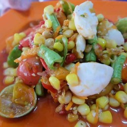 ตำข้าวโพดไข่เค็ม