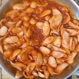 ขายดี ไส้กรอกน้ำแดง ซอสพริก ฟรีข้าว1ถุง