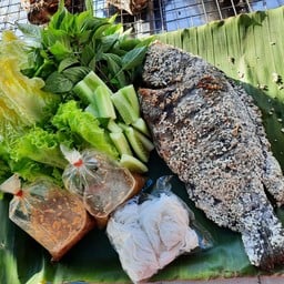 เตยหอมเมี่ยงปลาเผา