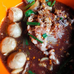 ก๋วยเตี๋ยวรวมธรรมดา(เนื้อ+หมู