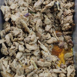 ไก่คั่วกะเทียมพริกไทย