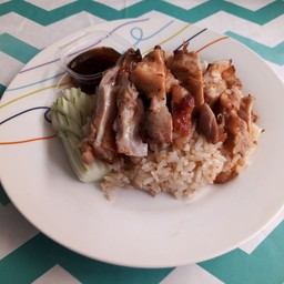 ข้าวมันไก่สูตรไหหลำ  by คุณดาว