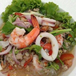 ยำวุ้นเส้นรวมมิตร