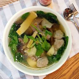 แกงจืดเต้าหู้หมูสับ
