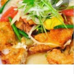 ยำไข่ดาว