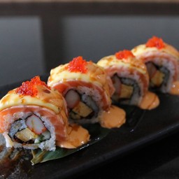 แซลม่อนชีลโรล