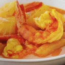 Sour Soup With Mixed Vegetables And Shrimp