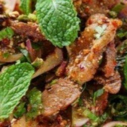 น้ำตกเนื้อ