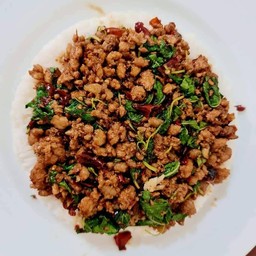 ข้าวกะเพราไก่ สับ