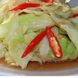 กระหล่ำปีผัดน้ำปลา