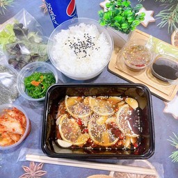 ชุดแซลมอนดองซีอิ๋วเกรดซาชิมิ 120 กรัม