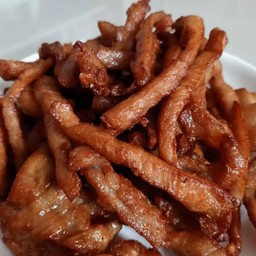 หมูทอด เนื้อทอด by ลุงหนวด