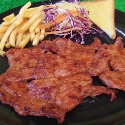 สเต็กหมูพริกไทยดำ ใช้เวลาหมัก1วัน รสติดลิ้น หอมกลิ่นพริกไทยดำ