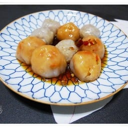 คุณพัฒน์ ขนมกุยช่าย