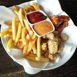เฟรนฟรายไก่เขย่า