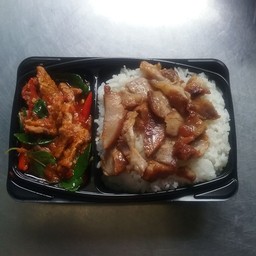 ข้าวคอหมูย่าง+ผัดพริกแกงหมู