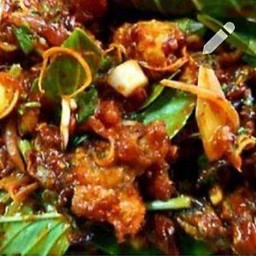 กบทอดผัดพริกแกง