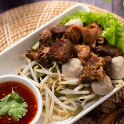 หมูตุ๋นลวกจิ้ม+น้ำจิ้มมะขาม
