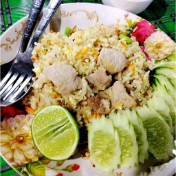 ข้าวผัดหมู