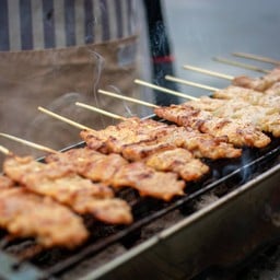 หมูปิ้งในตำนาน ลาดกระบัง-หลวงแพ่ง